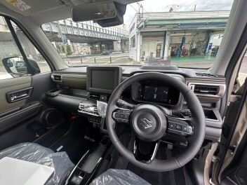 NEW クロスビー内装紹介！